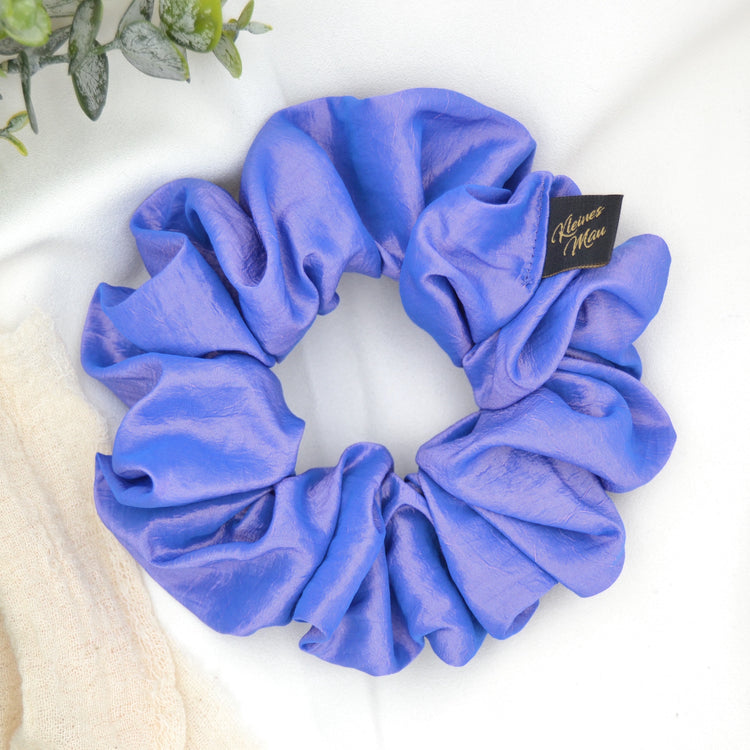 Großer voluminöser Taft Scrunchie "Magic Blue"
