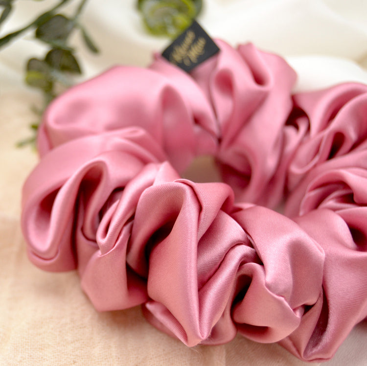 Großer voluminöser Rosa XL Scrunchie "Bubblegum Pink"