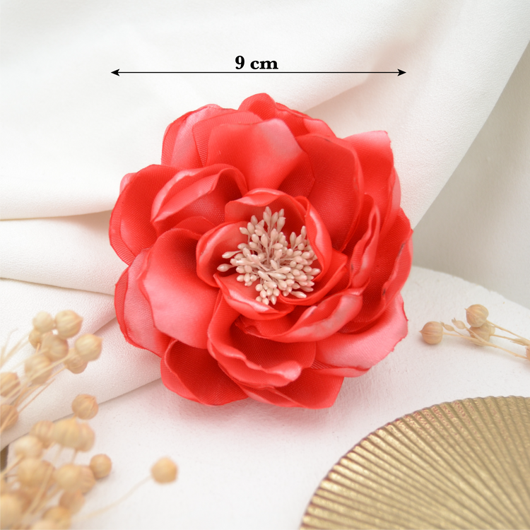 Romantische Korallfarbene Blüte fürs Haar | Blumenhaarclip "Amour Fou" handgefertigte Satinblüte