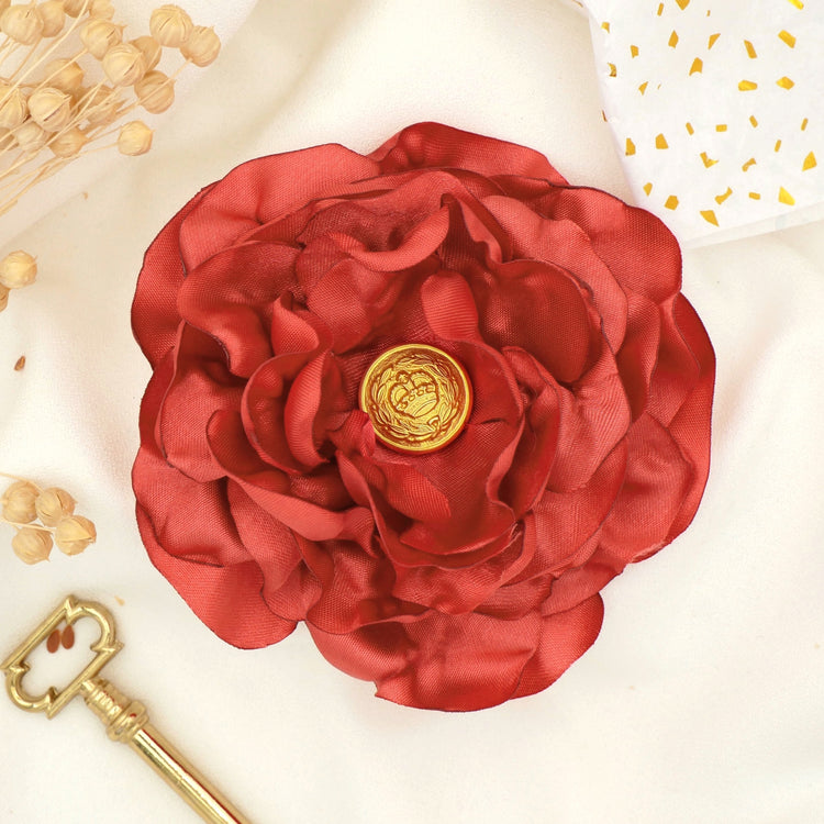 Brosche "Burnt Orange" mit großer Blüte aus orangerotem Satin