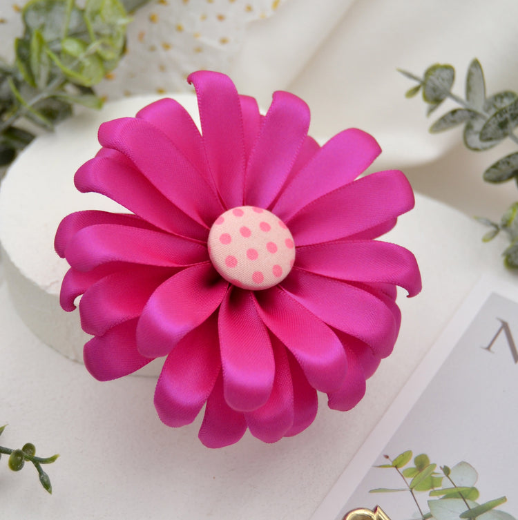 Haarclip mit pinker Gerbera aus Satin | Blütenhaarclip  "Joyful Day" in knalligem Pink