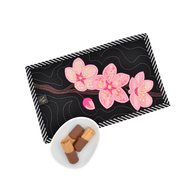 Großer Tassen Untersetzer Mug Rug "Cherry Blossom"