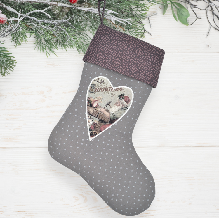 Nikolausstiefel "Santas Workshop" - Weihnachtsstrumpf mit Nikolaus