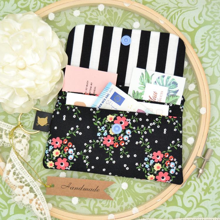 Kleiner Geldbeutel "Blossoms & Stripes"