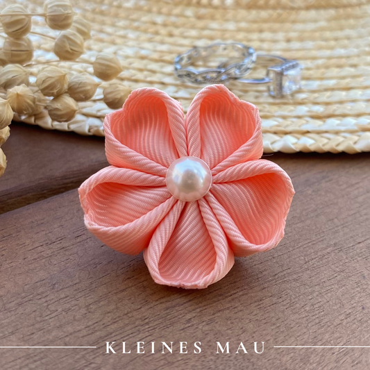 Blumen Ansteckpin "Soft Peach"