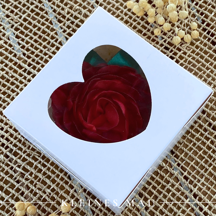 Handgefertigter Blütenhaarclip „Splendid Red"