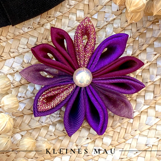 Blütenbrosche "Amethyst Dream"