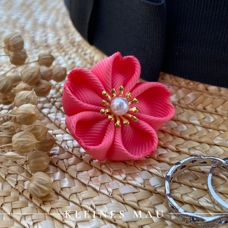 Blumenbrosche "Coral Pink"