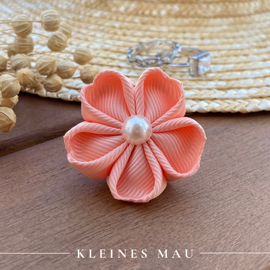 Blumen Ansteckpin "Soft Peach"