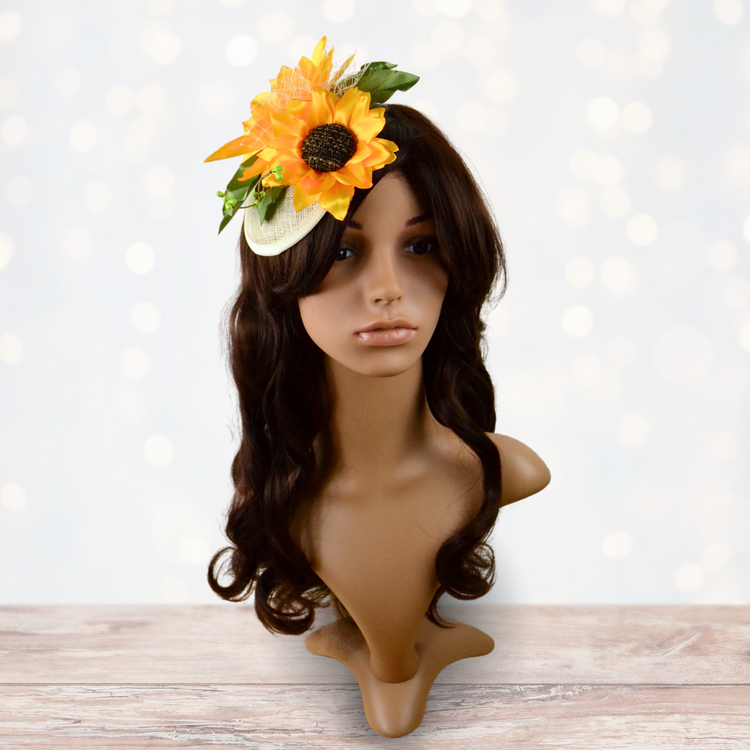 Handgefertigter Fascinator "Sunny Delight" mit Sonnenblumen