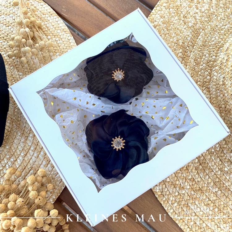 Midnight Bloom – Satin-Blütenhaarclips im 2er-Set