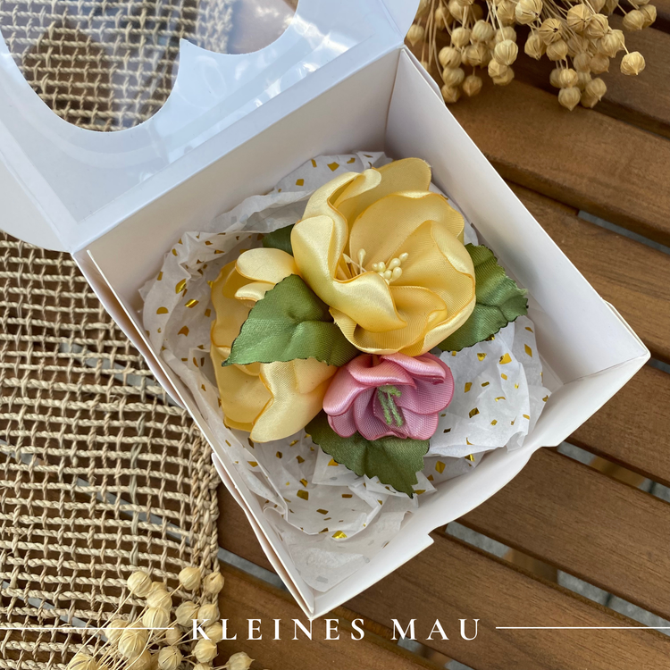 Handgefertigter Blumenhaarclip „Summer Bouquet“
